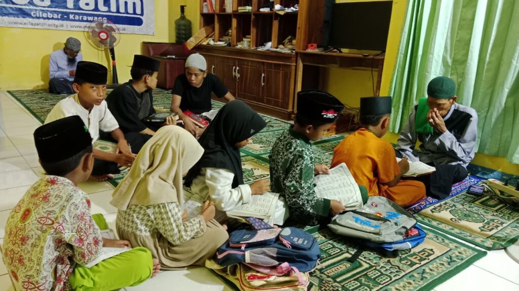 TPQ gratis Karawang, pendidikan Al-Qur’an gratis, donasi pendidikan yatim, charity Karawang, lembaga zakat Karawang, TPQ untuk yatim, sedekah pendidikan Islam, program sosial Karawang.