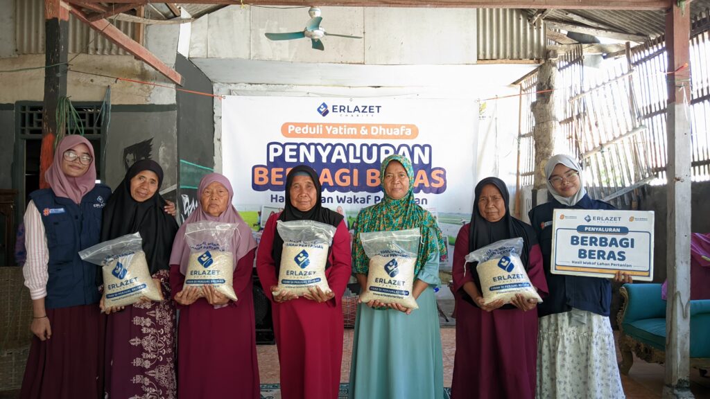berbagi beras karawang, dhuafa karawang