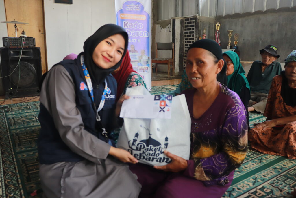paket lebaran, donasi dhuafa karawang, paket lebaran lansia, sedekah, zakat fitrah, santunan dhuafa