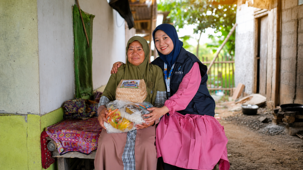 qurban berbagi kebahagiaan, makna ibadah qurban, qurban untuk sesama, kepedulian sosial Idul Adha, qurban yatim dhuafa, Erlazet Charity qurban